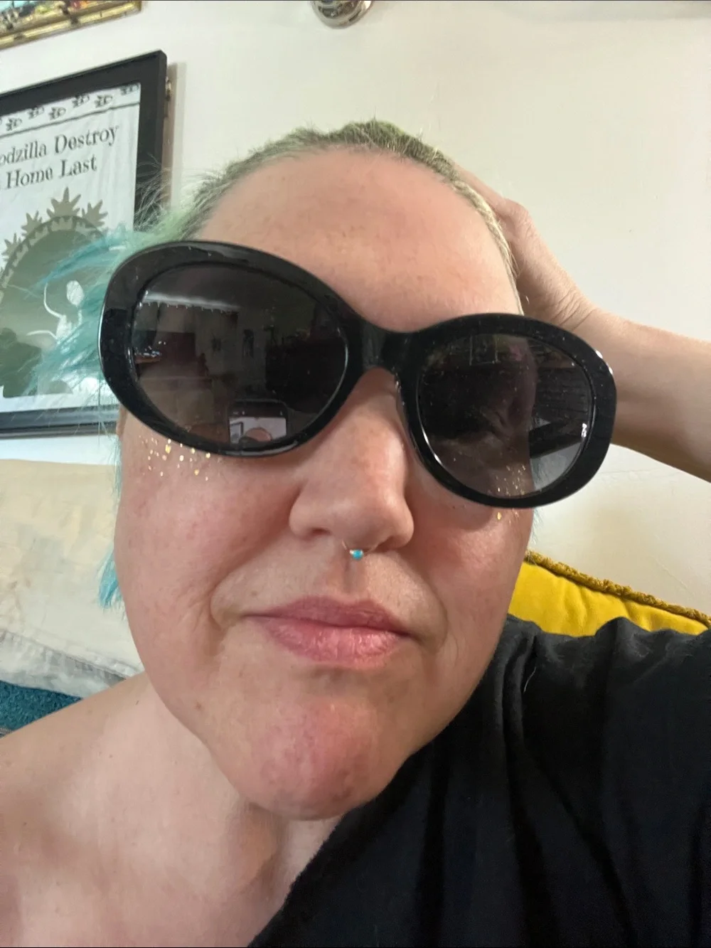 kate spade Black glittery oversized oval Sunglasses - full inclusion